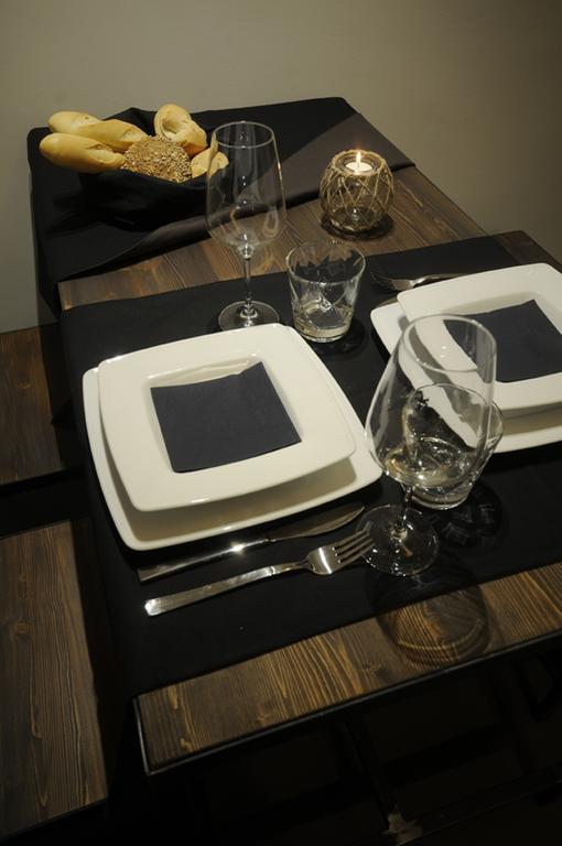 מודנה Emilia Suite Design מראה חיצוני תמונה