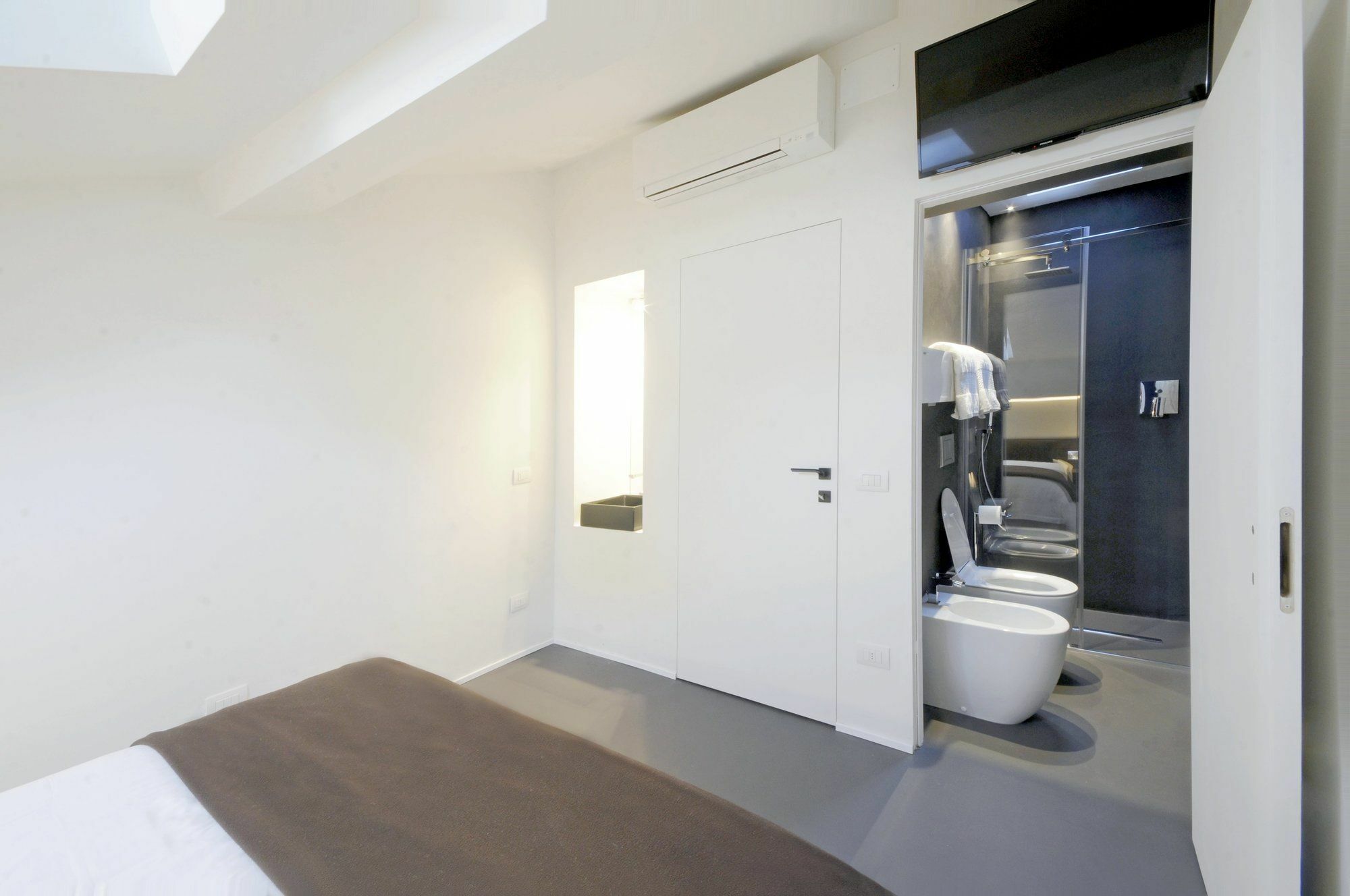 מודנה Emilia Suite Design מראה חיצוני תמונה